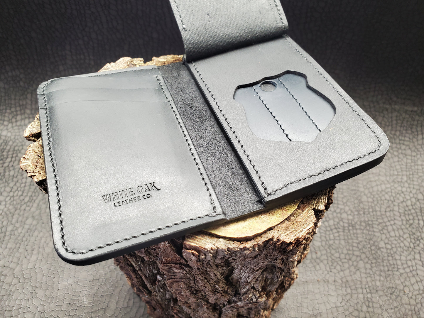 "JERICHO" LE Vertical Bifold